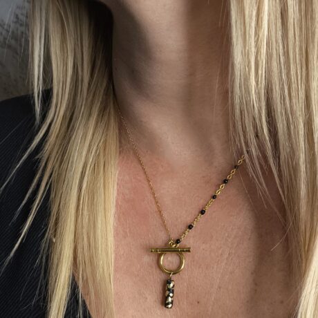 Collier asymétrique